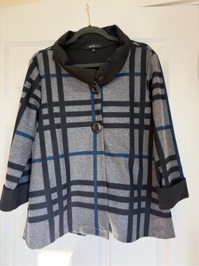 Yushi made in USA  Gray Plaid Blazer with Blue Accents small